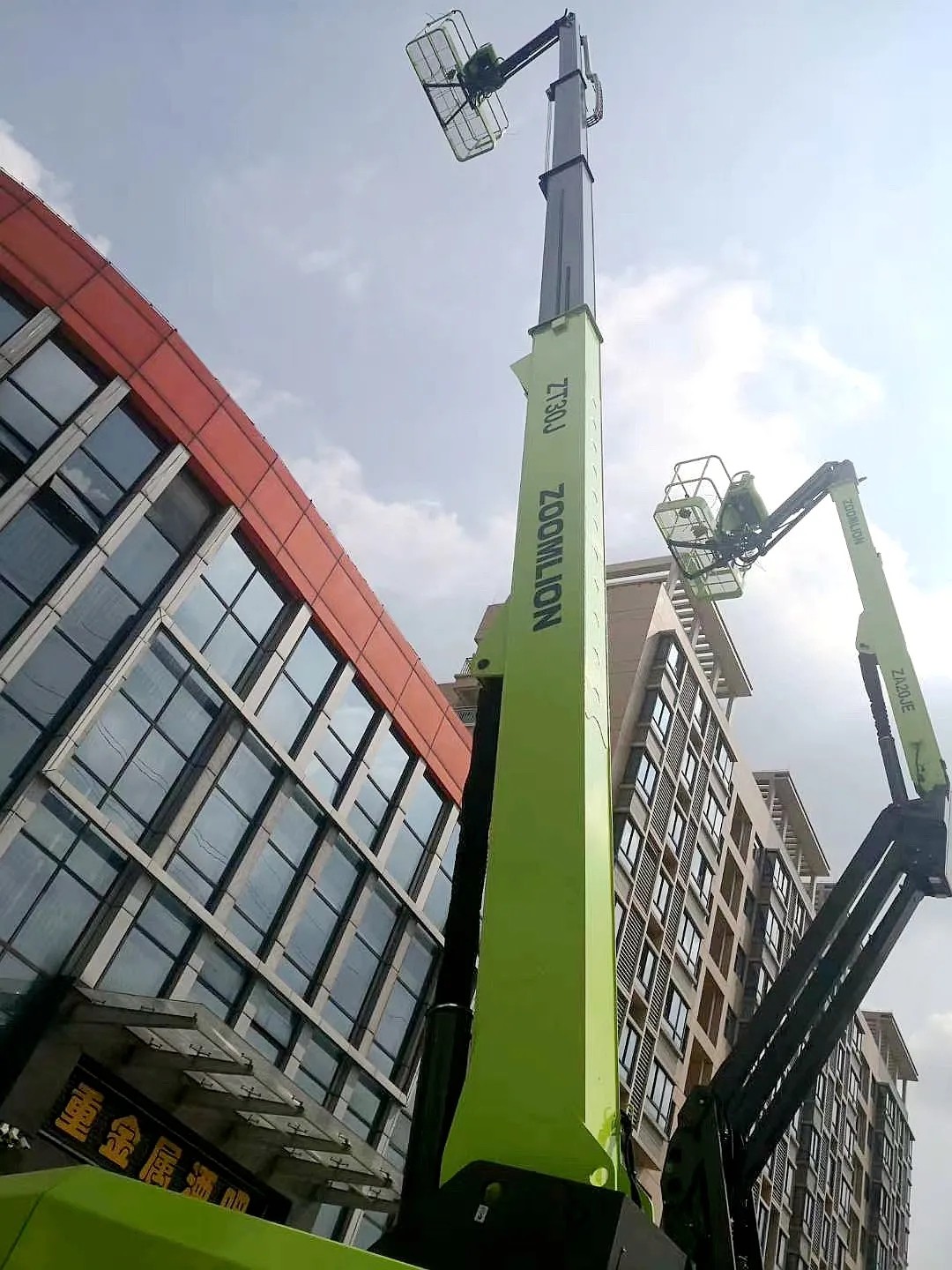 1603684719345221.jpg 640.webp (5).jpg